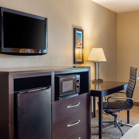 Comfort Inn & Suites Perry National Fairgrounds Area Ngoại thất bức ảnh