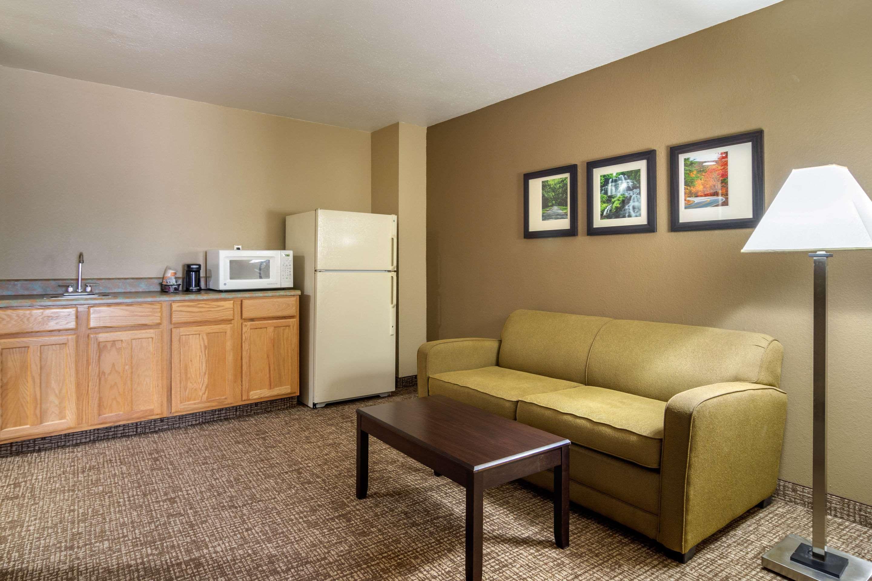 Comfort Inn & Suites Perry National Fairgrounds Area Ngoại thất bức ảnh
