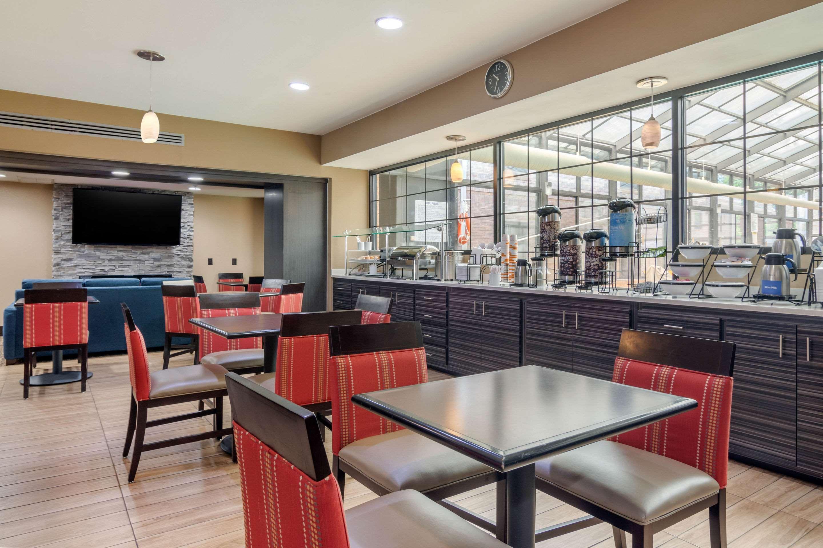 Comfort Inn & Suites Perry National Fairgrounds Area Ngoại thất bức ảnh