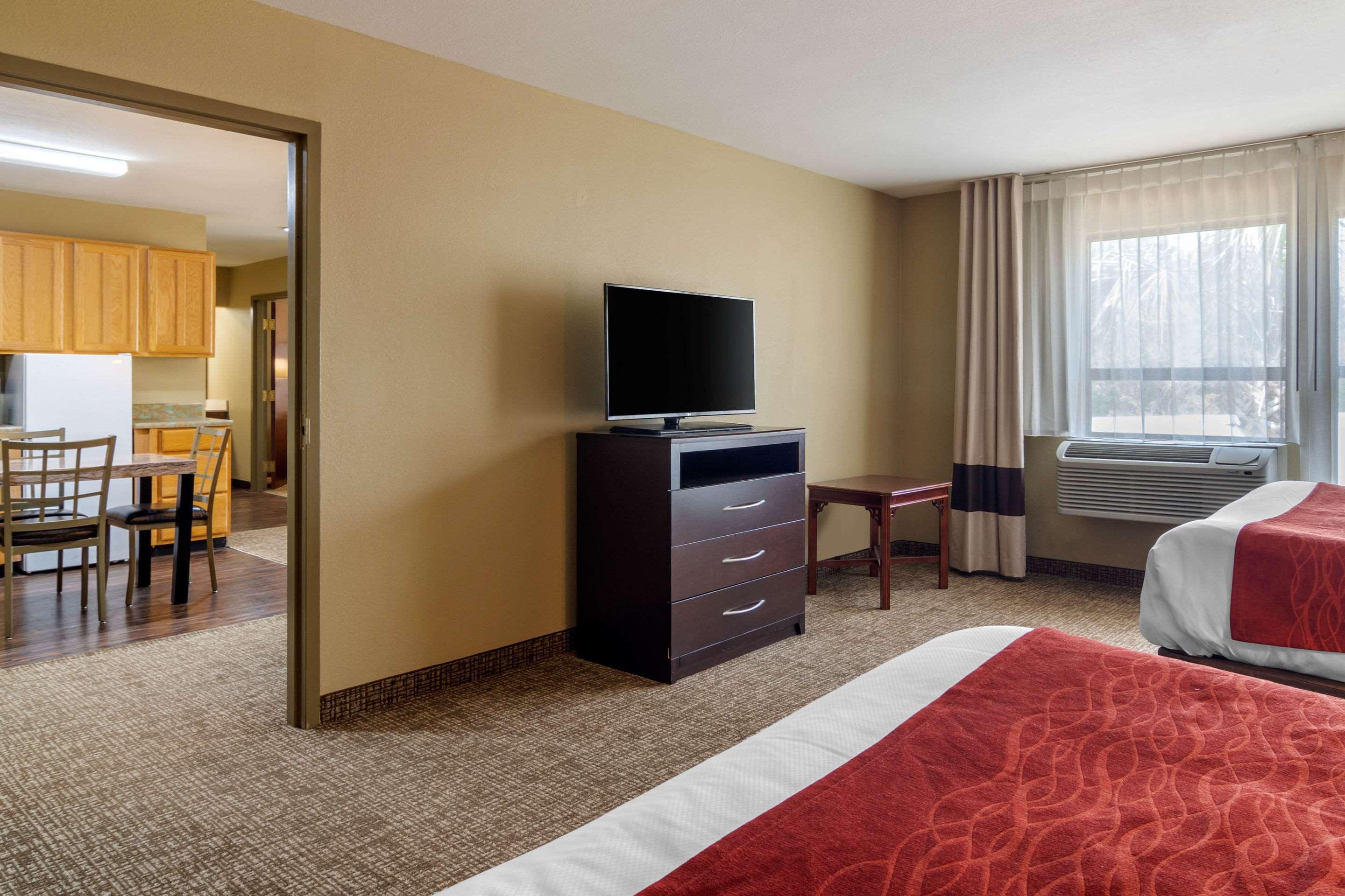 Comfort Inn & Suites Perry National Fairgrounds Area Ngoại thất bức ảnh
